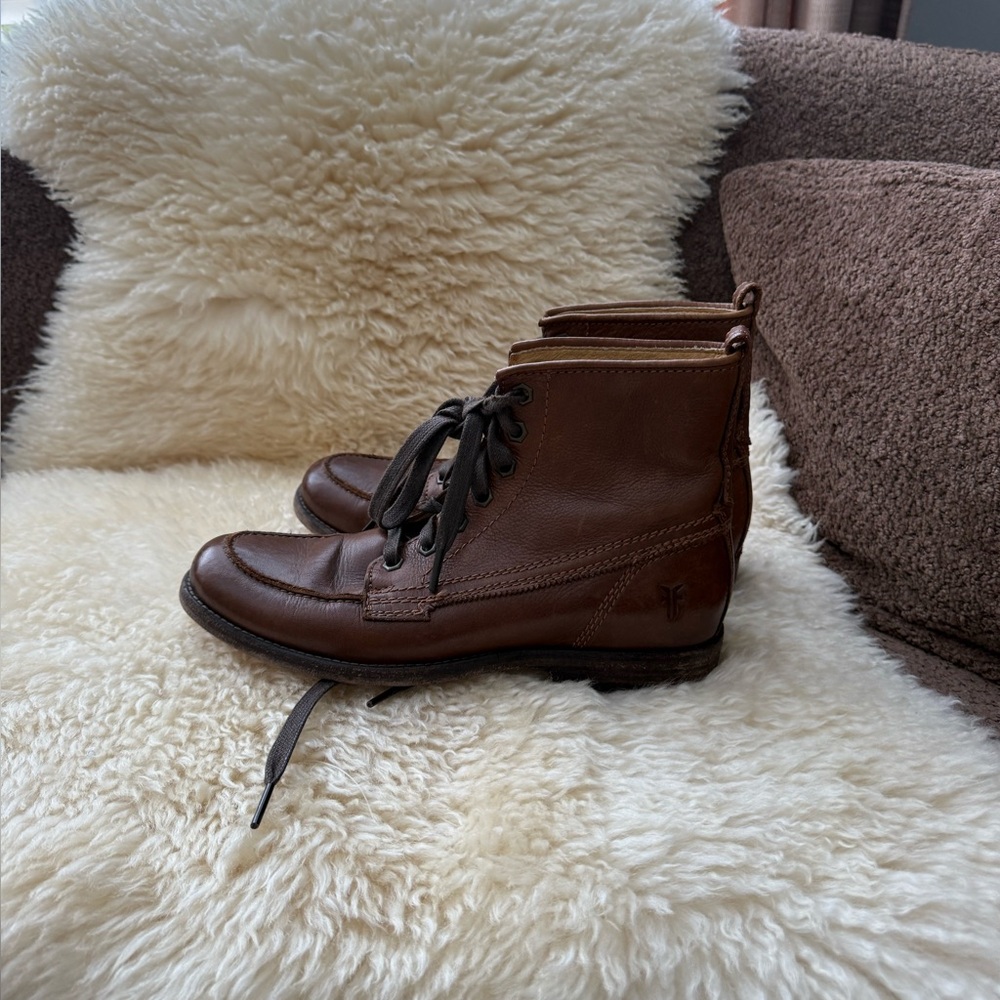 Frye Leather Lace Up Boots